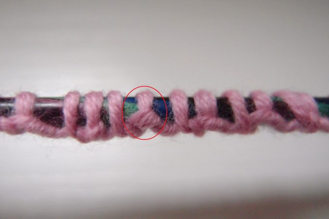 簡単なゴム編みの作り目の方法ー私はこれで 指でかけるゴム編みの作り目 平編み 輪編み をマスターしました My Cup Of Tea