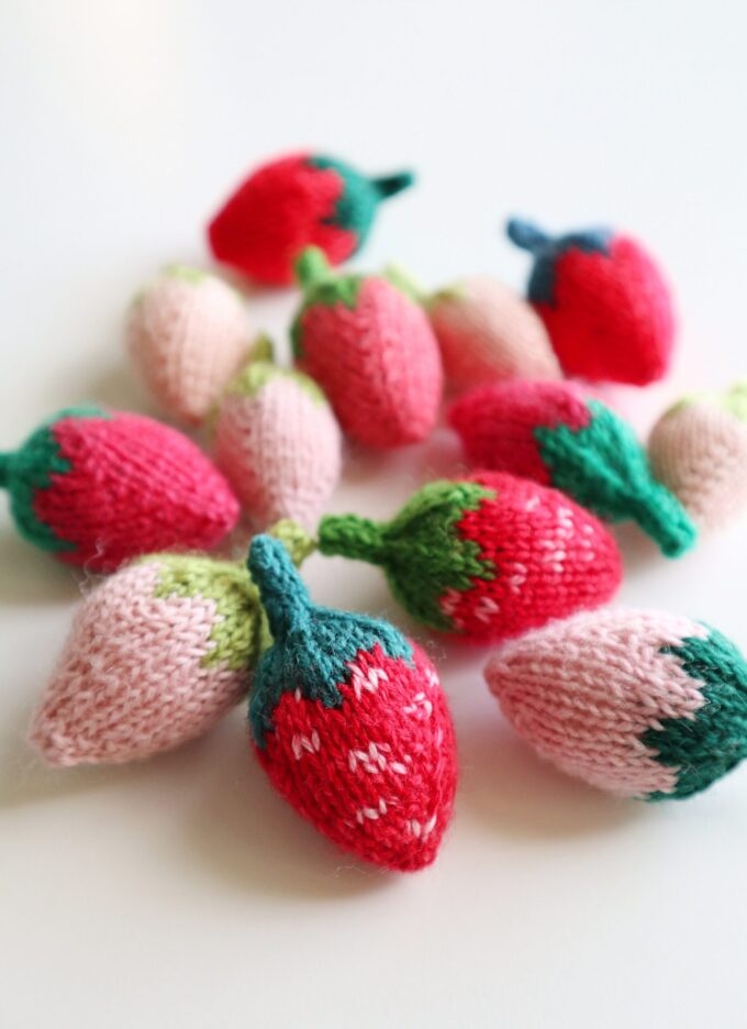 【編み方】棒針編みで編むイチゴの編み方